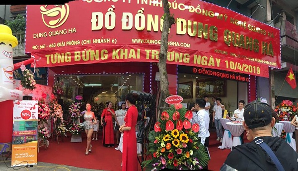khai trương showroom Dung Quang Hà