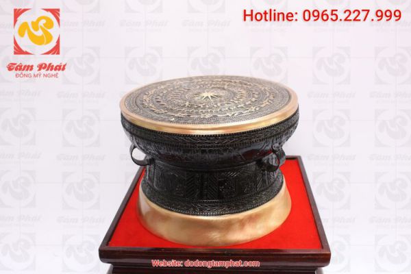 Một số mẫu trống đồng đẹp cho khách hàng tham khảo