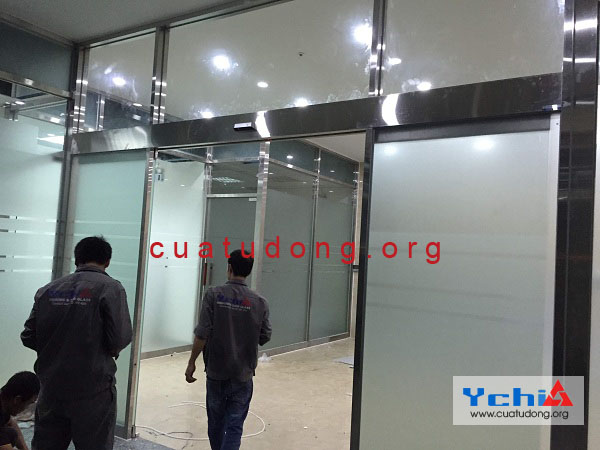 báo giá cửa tự động
