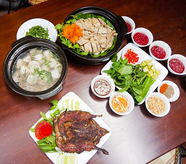 ẩm thực vân hồ