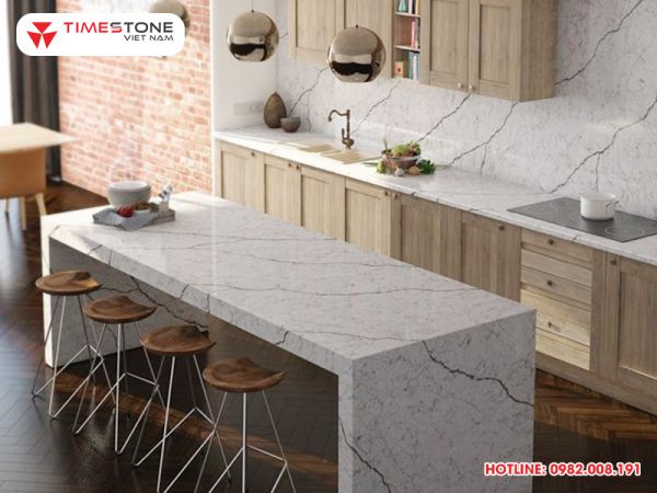 Bật mí lý do khiến đá nhân tạo gốc thạch anh được ưa chuộng hàng đầu trong thiết kế mặt bếp