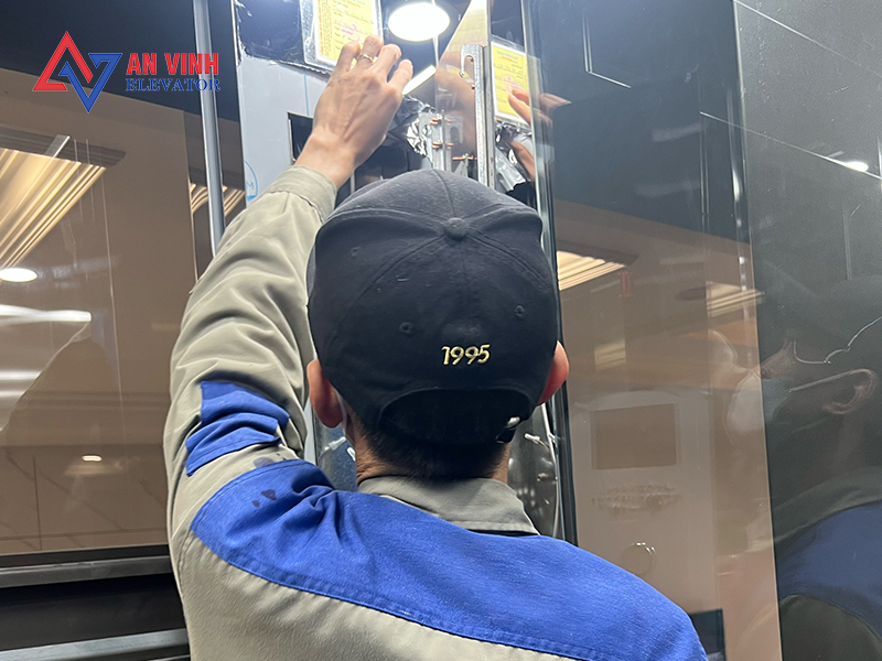 Bảo trì thang máy định kỳ: Giải pháp giúp hạn chế sự cố và kéo dài tuổi thọ thiết bị