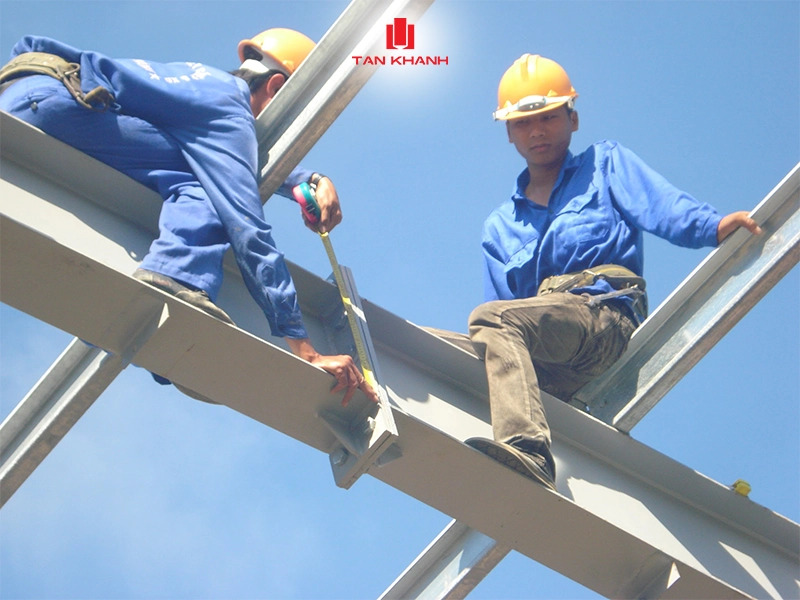 Thi công nhà khung thép Hà Nội: Hướng xây dựng linh hoạt cho không gian đô thị